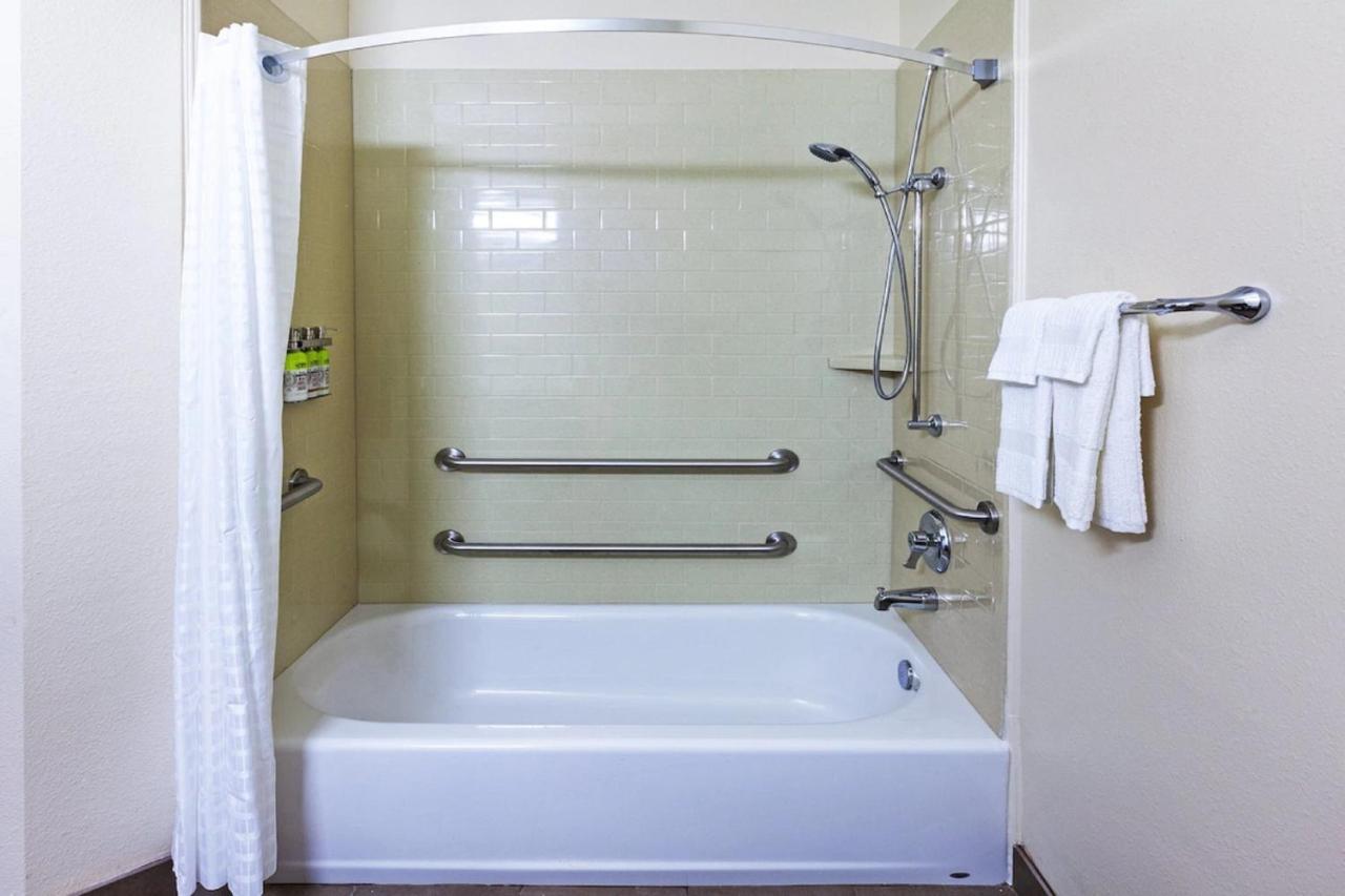 Candlewood Suites Midland By Ihg Kültér fotó