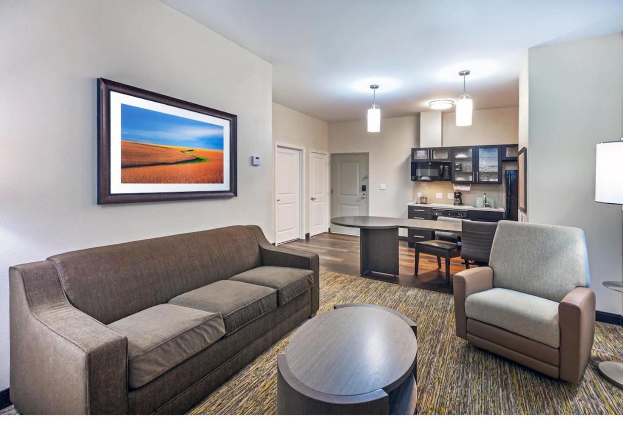 Candlewood Suites Midland By Ihg Kültér fotó